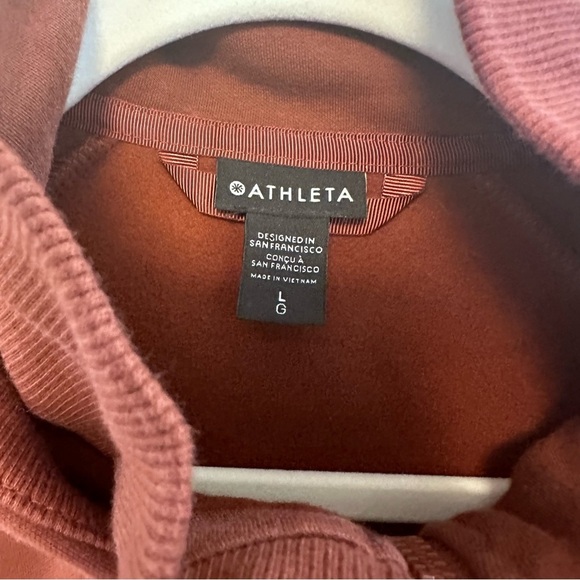 ATHLETA triumph hoodie burgundy size large - Picture 8 of 9